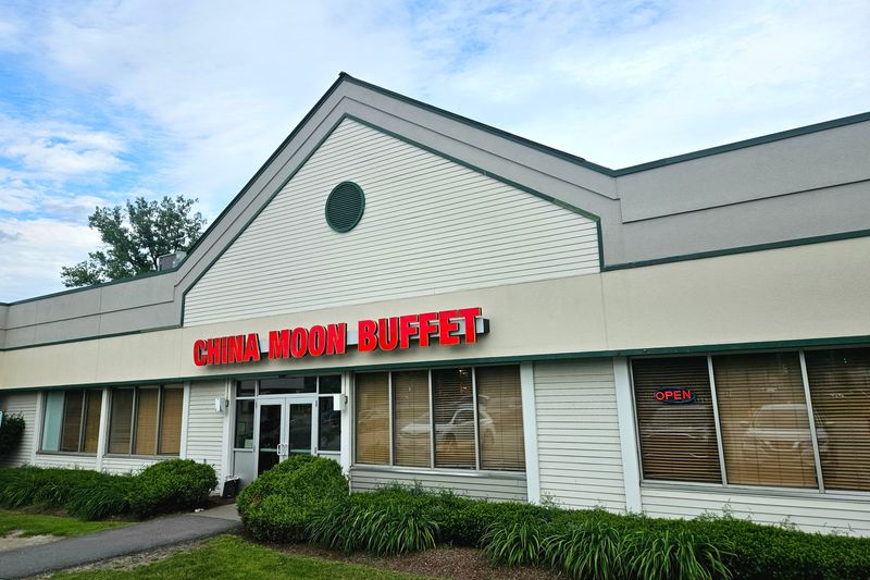 China Moon Buffet — Barre