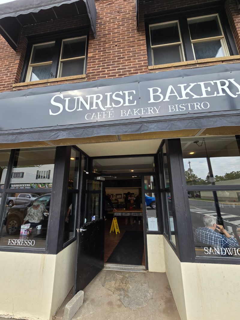 Sunrise Bakery & Deli