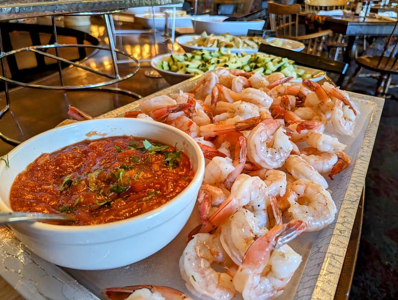 Split Rock Resort Christmas Eve Buffet &mdash; Lake Harmony