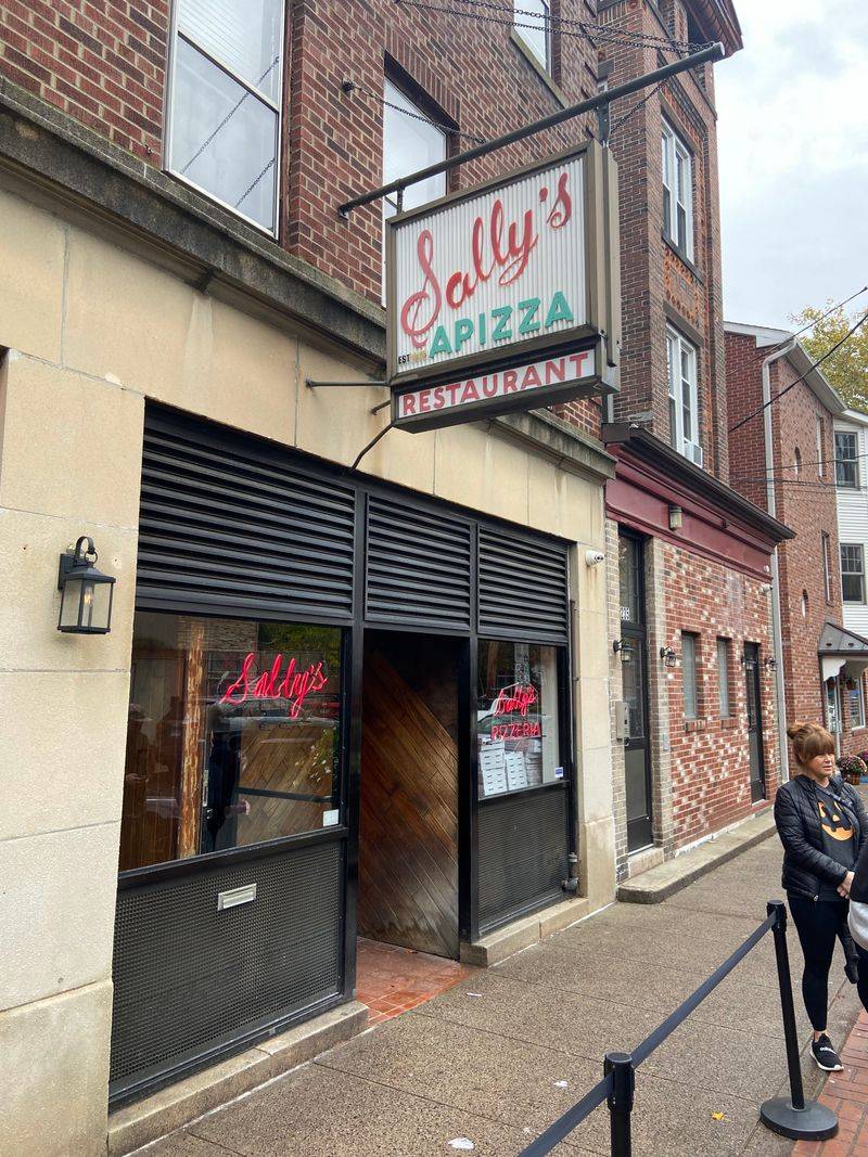 Sally&rsquo;s Apizza &mdash; 1938 (New Haven, CT)