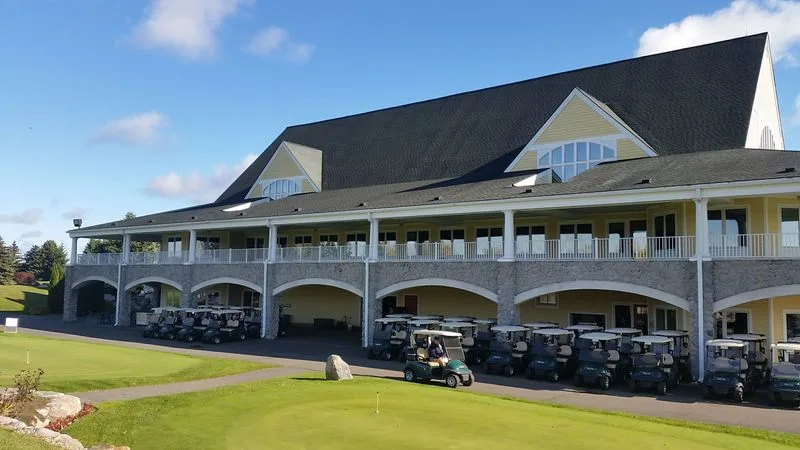 Boulder Pointe Golf Club Holiday Buffet, Oxford