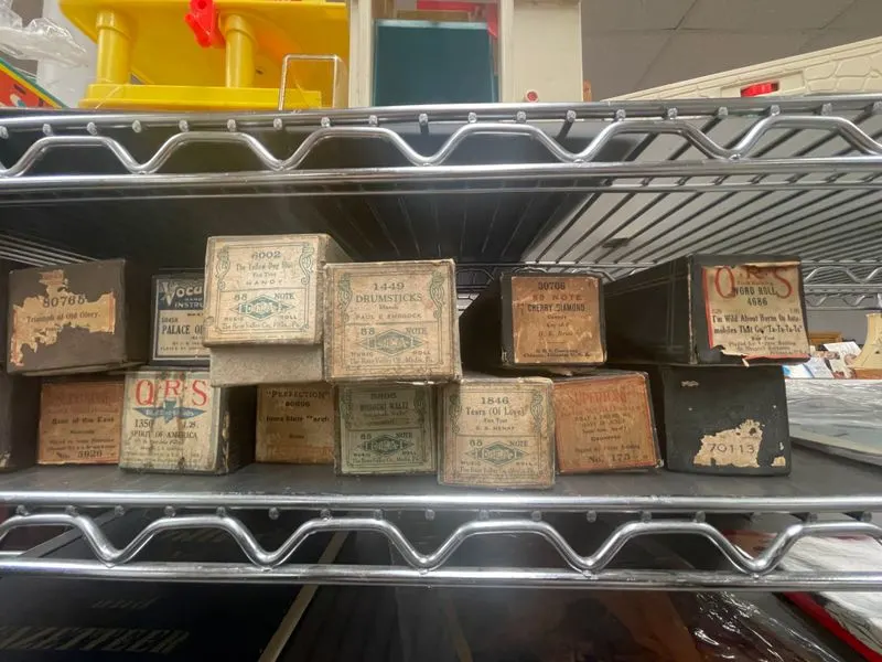 Copperhive Vintage, Ogden