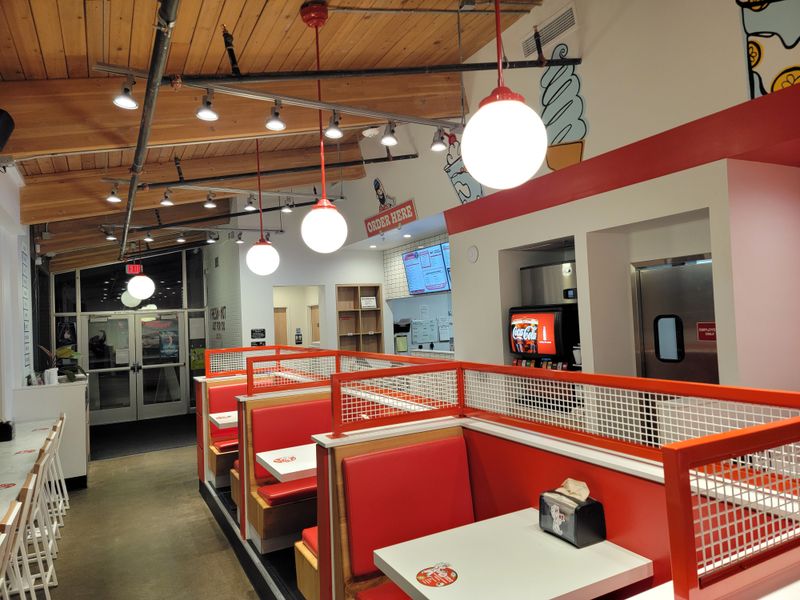 Mike&rsquo;s Drive-In &mdash; Portland, OR