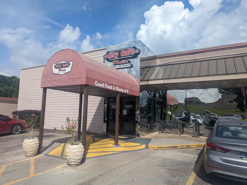 Locally Owned Eateries & Cafés