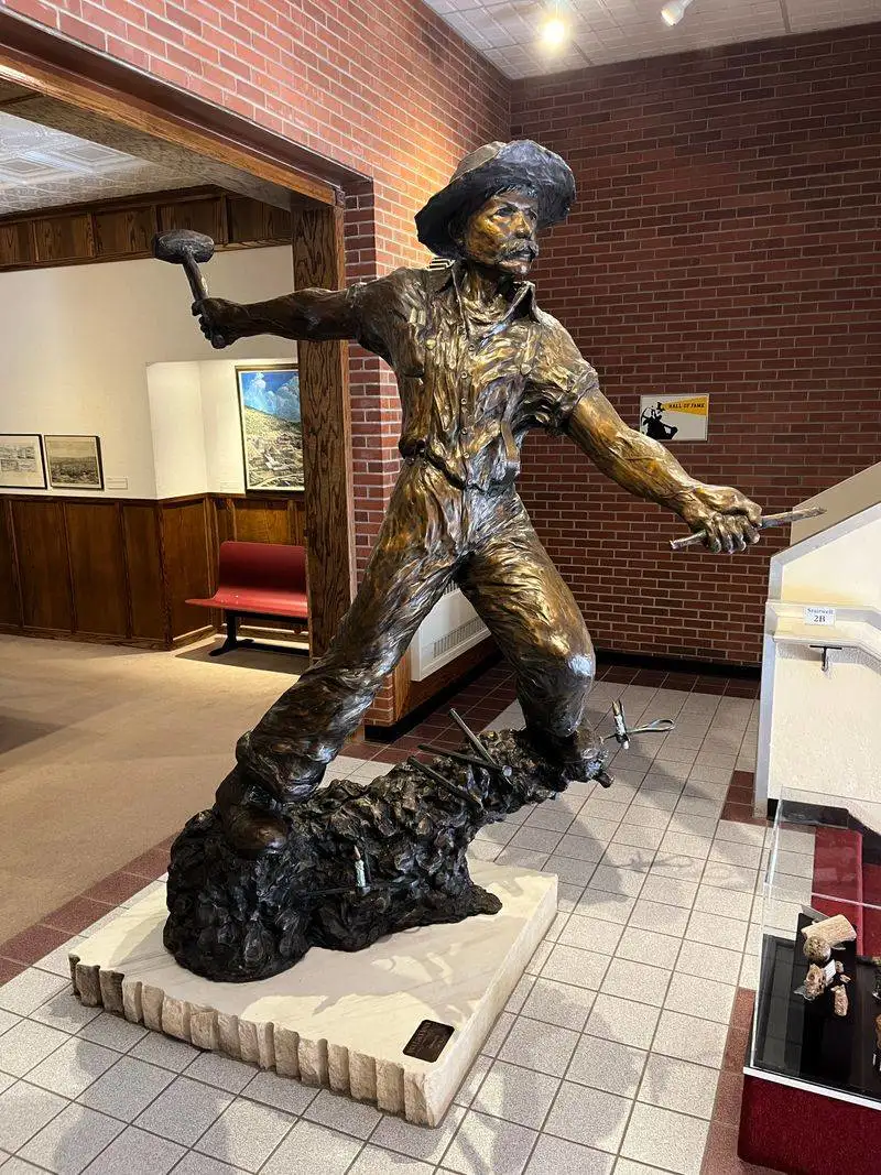 Western Mining Tools and Prospector Gear