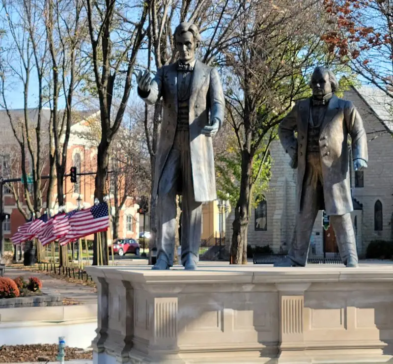 Historic Downtown & Preserved Architecture