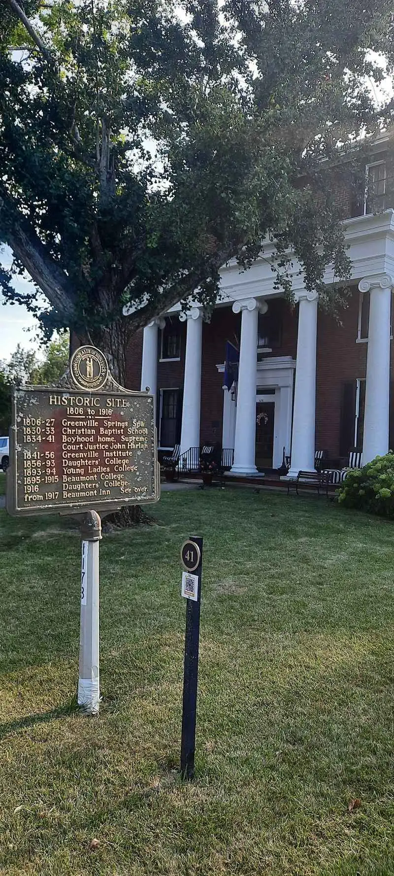 Practical Tips: Hours, Reservations, and Getting There