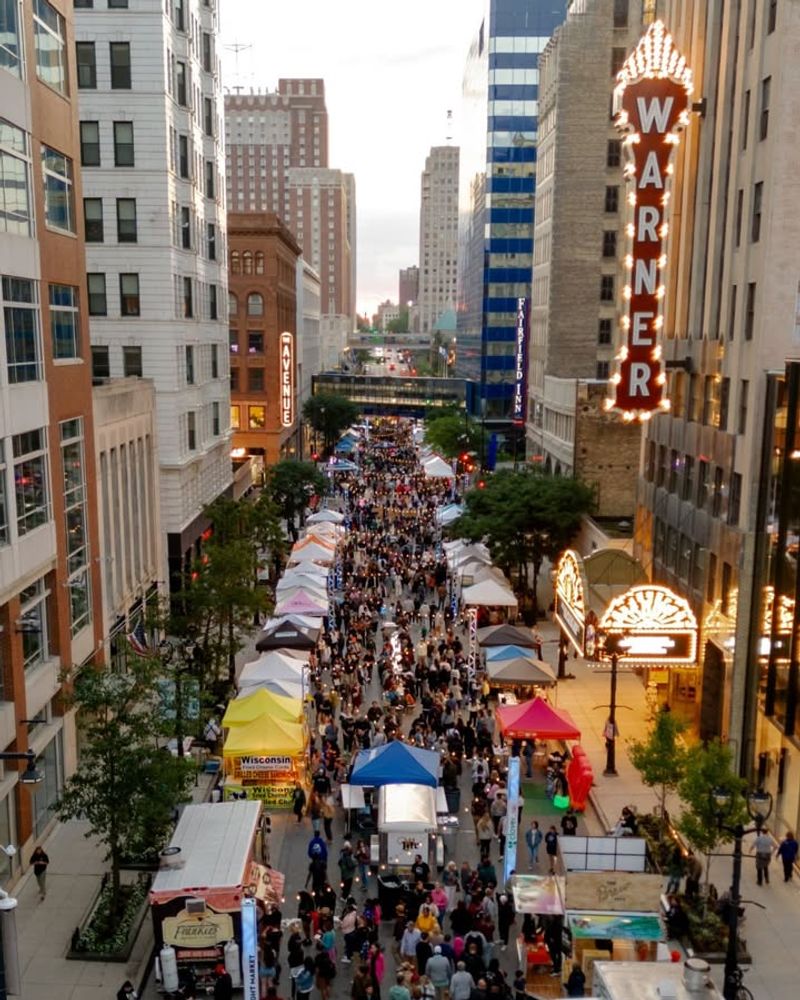 Milwaukee Night Market - Holiday Editions