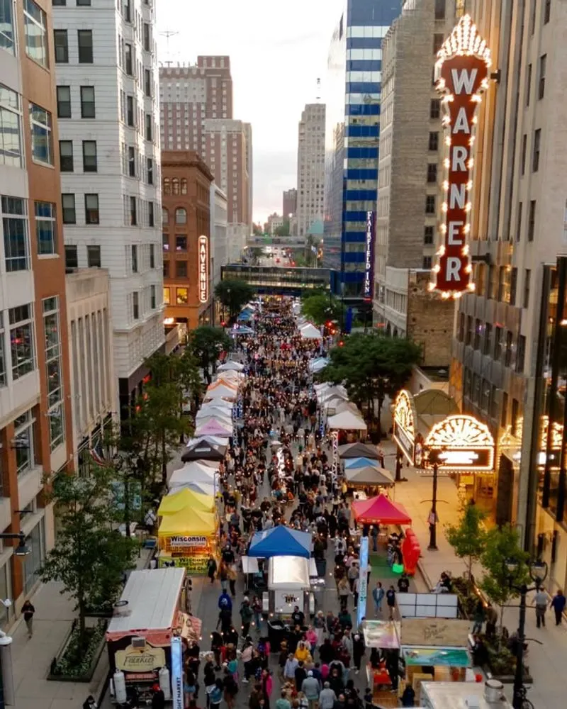 Milwaukee Night Market - Holiday Editions