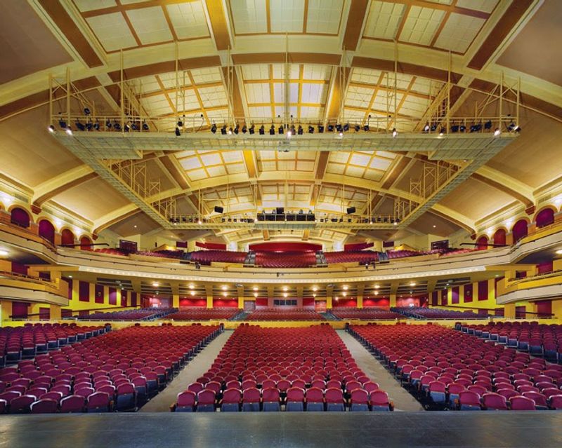 Holiday Theater in the Milwaukee Theatre District