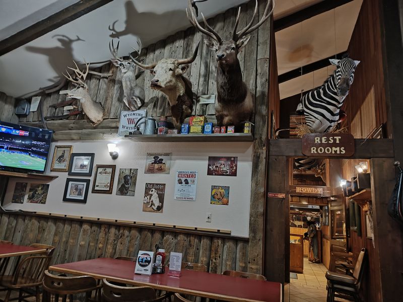 Ambiance and Local Color