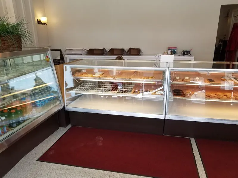 The early-morning rhythm and low-key counter service