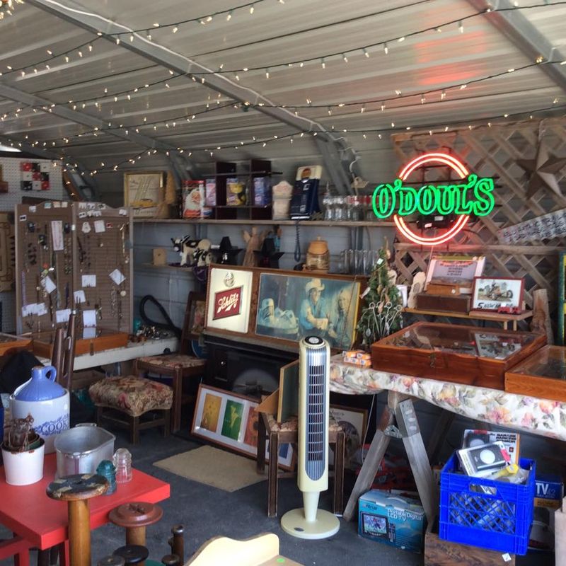 Antiques and primitives: the heart of the hunt