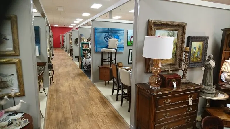 Navigating vendor booths like a pro