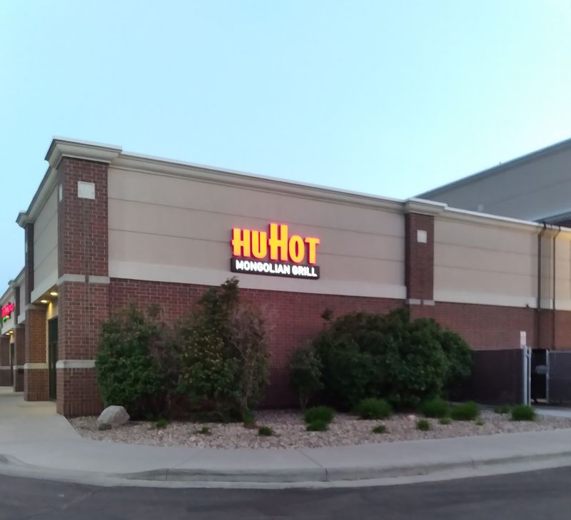 HuHot Mongolian Grill &ndash; Sioux Falls (West)