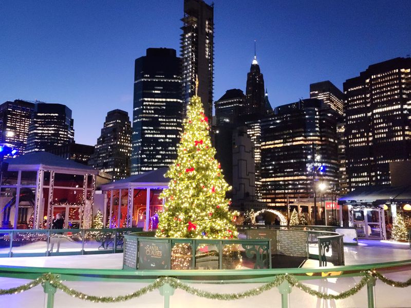 Santa’s Christmas Cavalcade and Neighborhood Parades