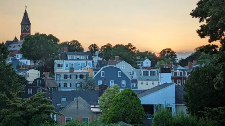 If you miss old-school New England, these 16 towns still have that feel