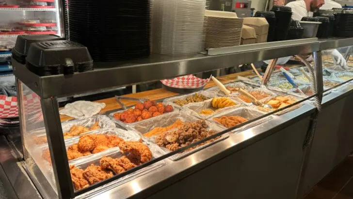 In Alabama, diners come from miles around for the fried chicken at this plainspoken meat-and-three