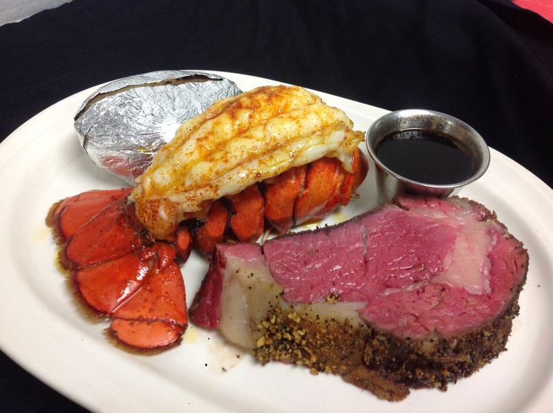 The Prime Rib That Locals Chase