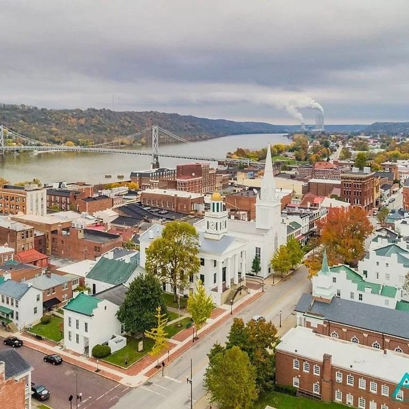 Downtown Maysville Stroll on Market and Third