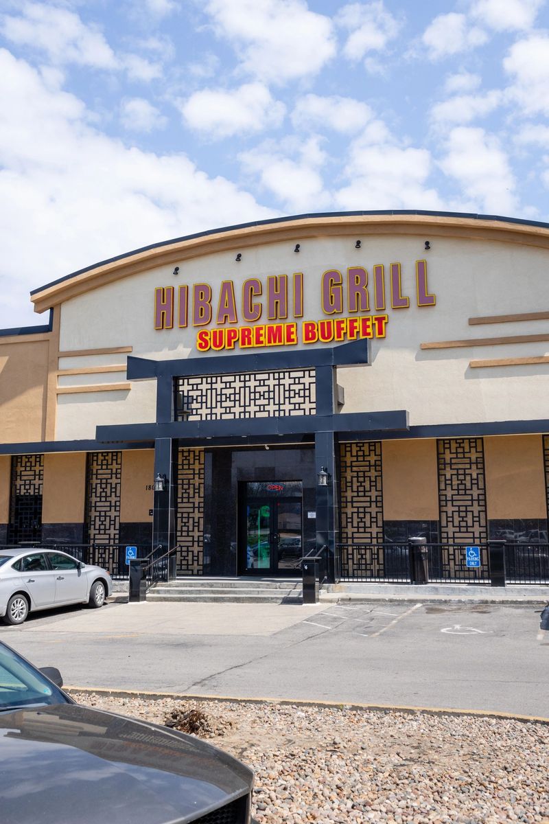 Iowa &mdash; Hibachi Grill & Supreme Buffet (Des Moines)