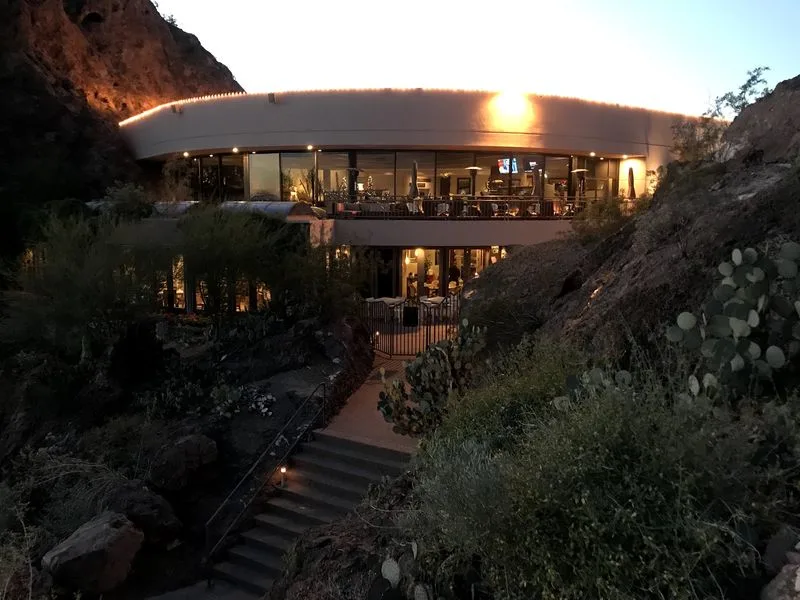 Desert Oasis Ambiance