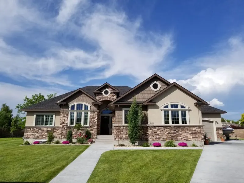 Real Estate & Housing Market Dynamics