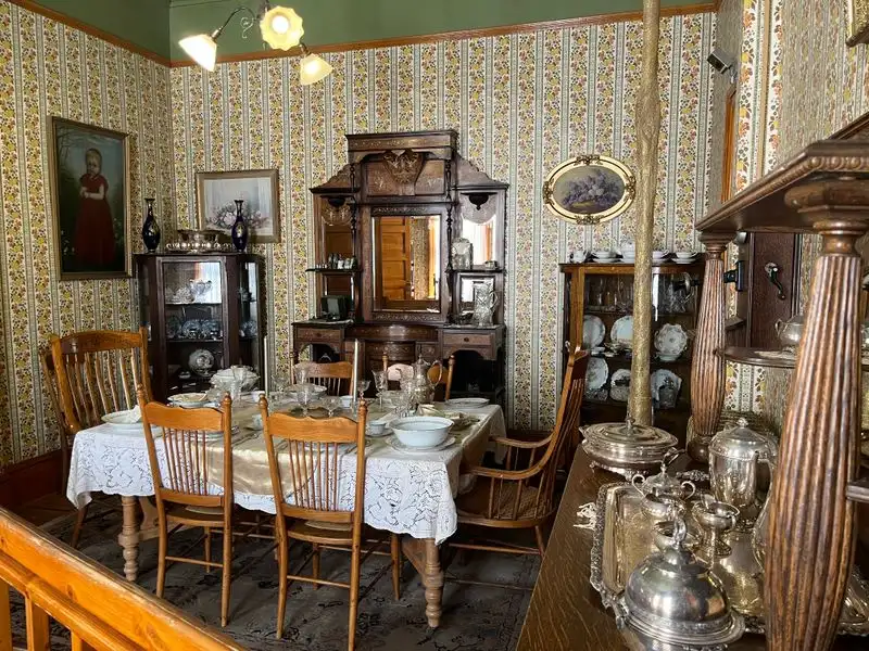 The Queen's Parlour Tea Room welcome