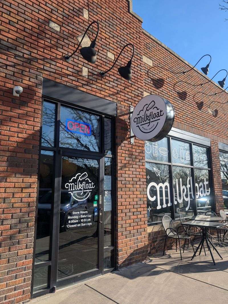 Kansas &ndash; Milkfloat (Wichita)