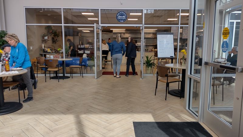 Kansas &mdash; Sam and Nancy's Cafe (Wichita)