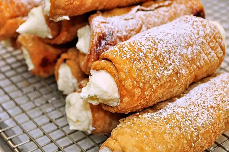 Cannoli