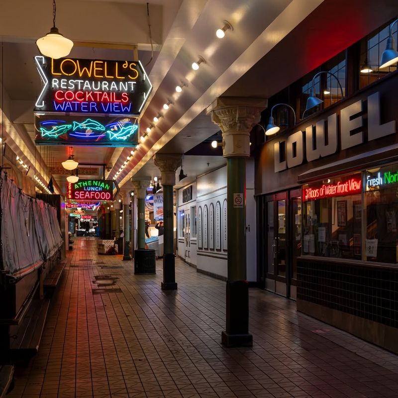 Lowell’s Restaurant