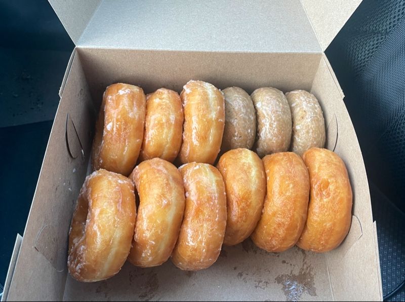 Carol Lee Donuts & Caf&eacute;, Newport News