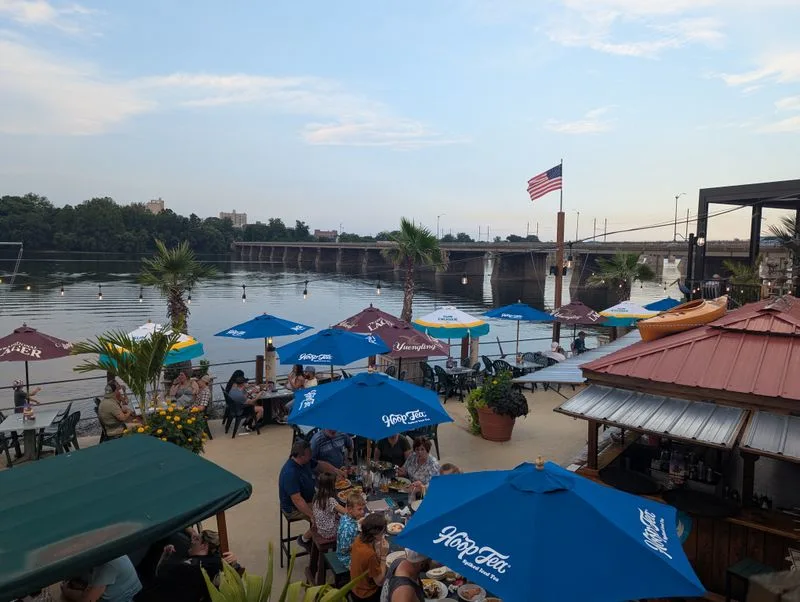 Dockside Willies - Lemoyne