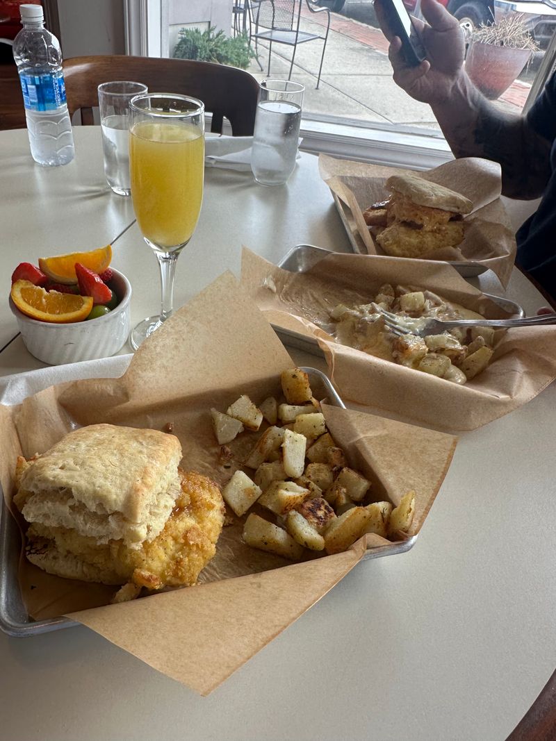 Local Coffee Crawl: Hugger Mugger to Karma