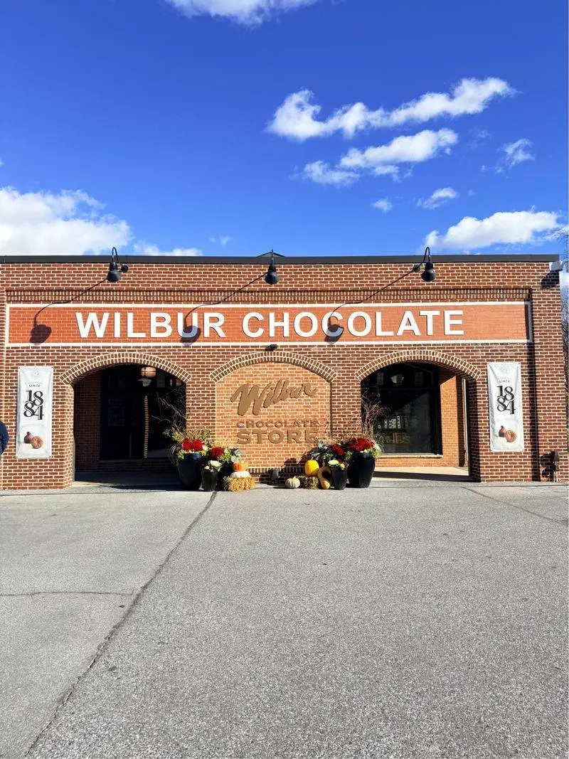 Chocolate and History Nightcap on Main Street