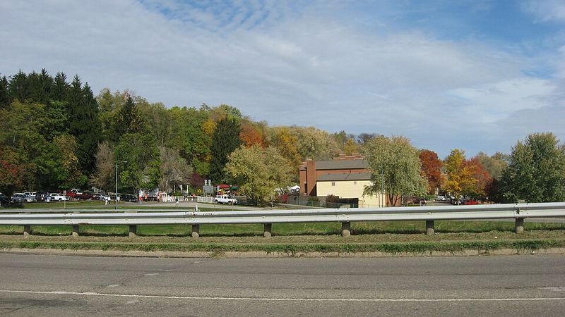 Roscoe Village (Nearby Historic Area)