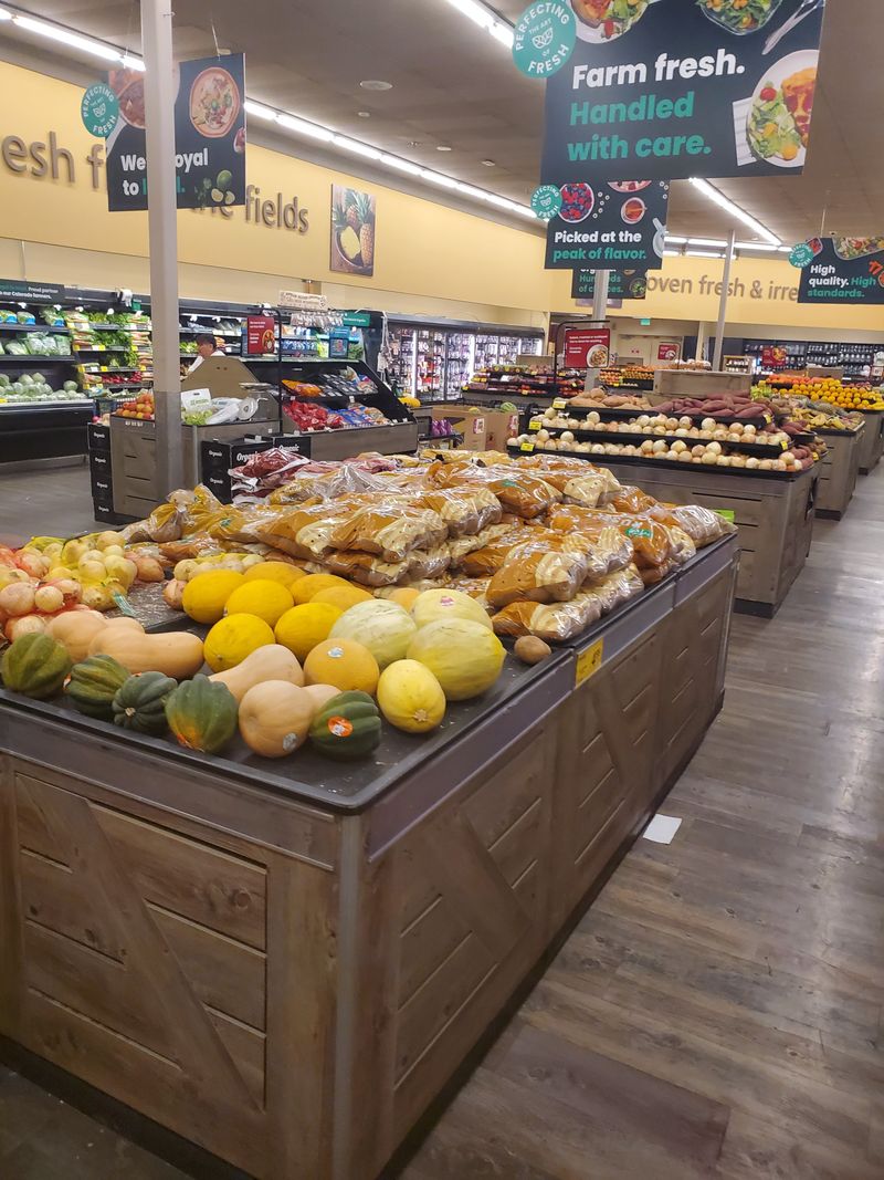 Groceries, Markets, and Smart Meal Planning