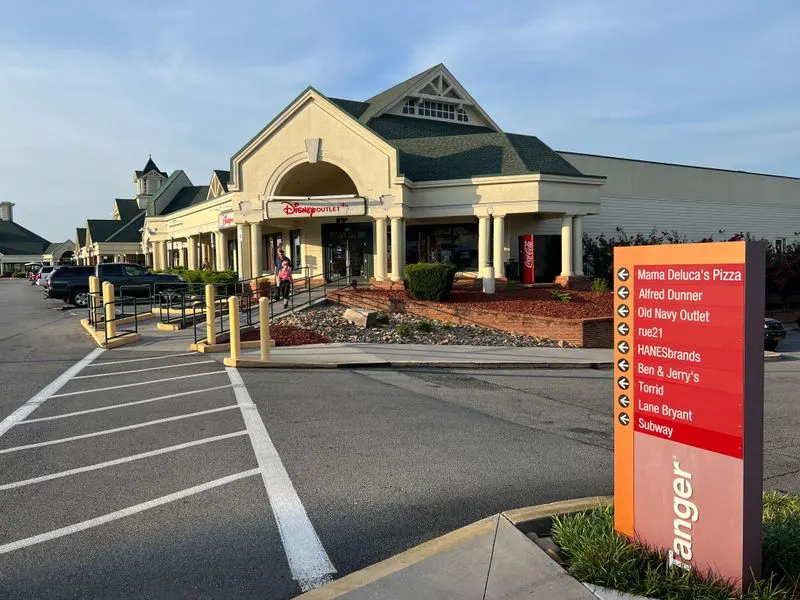 Weekend vs. Weekday: Picking the Best Time To Go