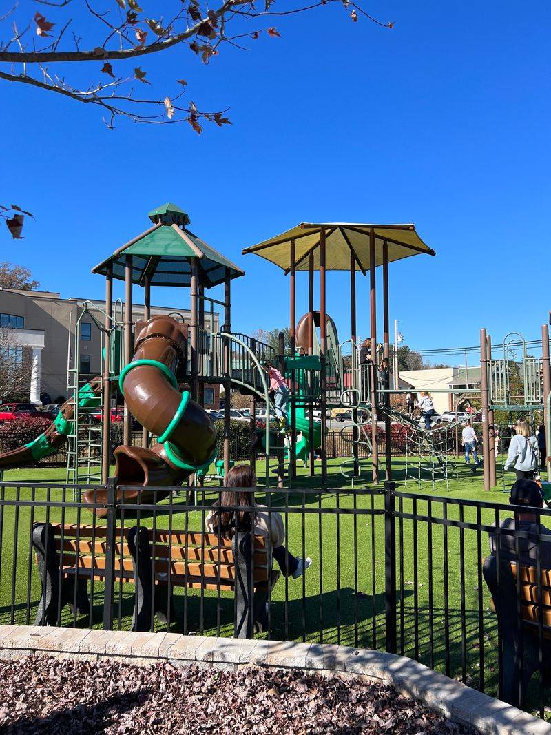 Family Friendly Parks and River Walks