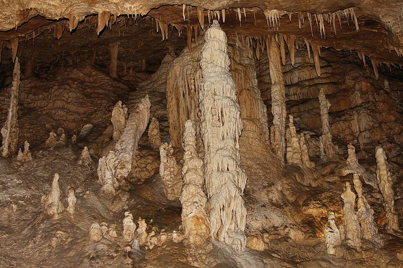 Natural Bridge Caverns