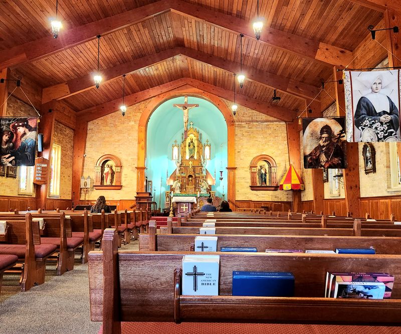 Basilica of San Albino and Seasonal Stillness