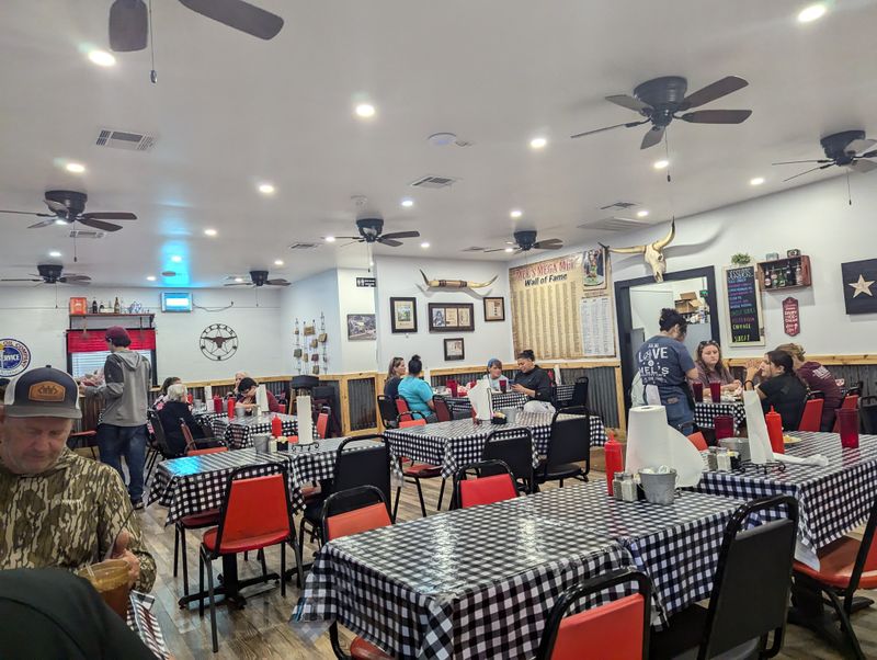 Mel&rsquo;s Country Caf&eacute; &mdash; Tomball, TX