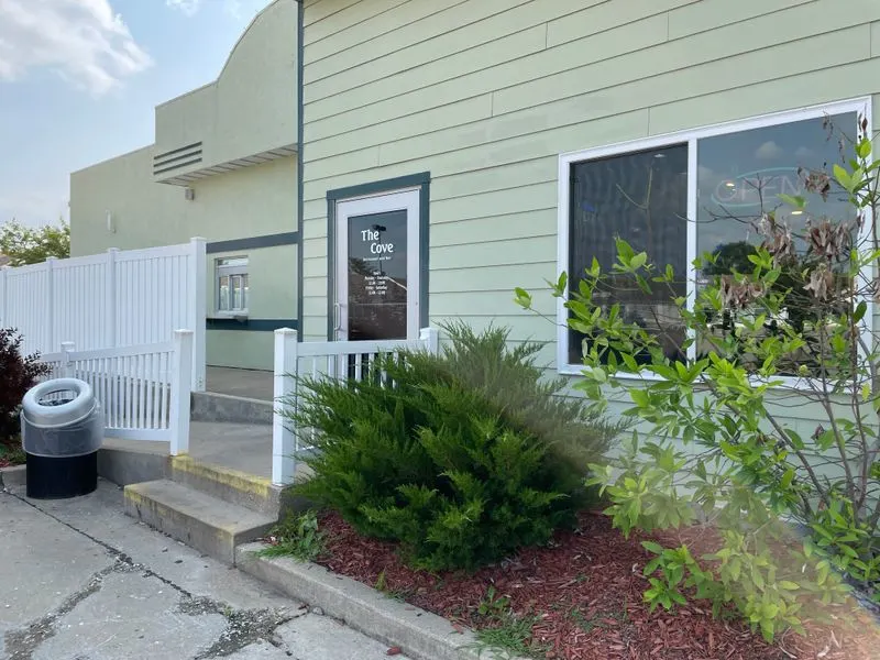 The Cove Restaurant and Bar - Boonville