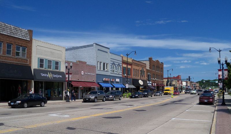 Main Street, Hutchinson