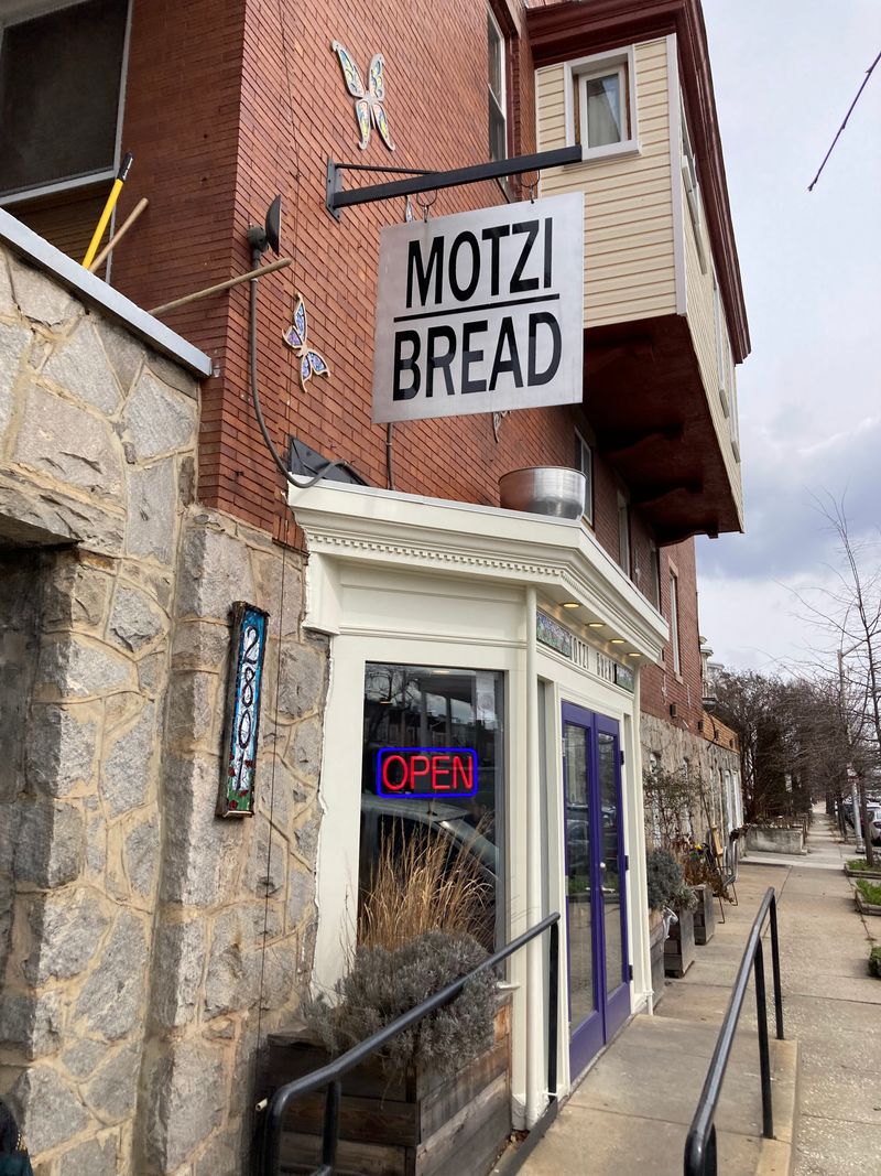 Maryland – Motzi Bread (Baltimore)
