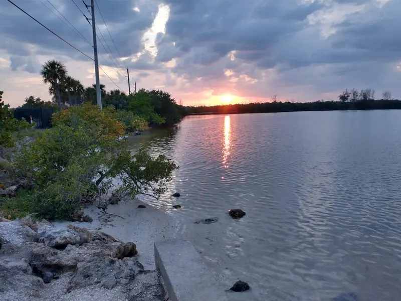 Palma Sola Causeway and Nearby Beaches