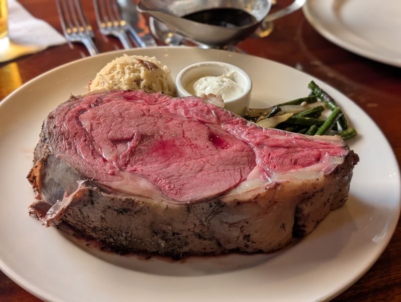 Haleiwa Joe&rsquo;s Historic Waterfront