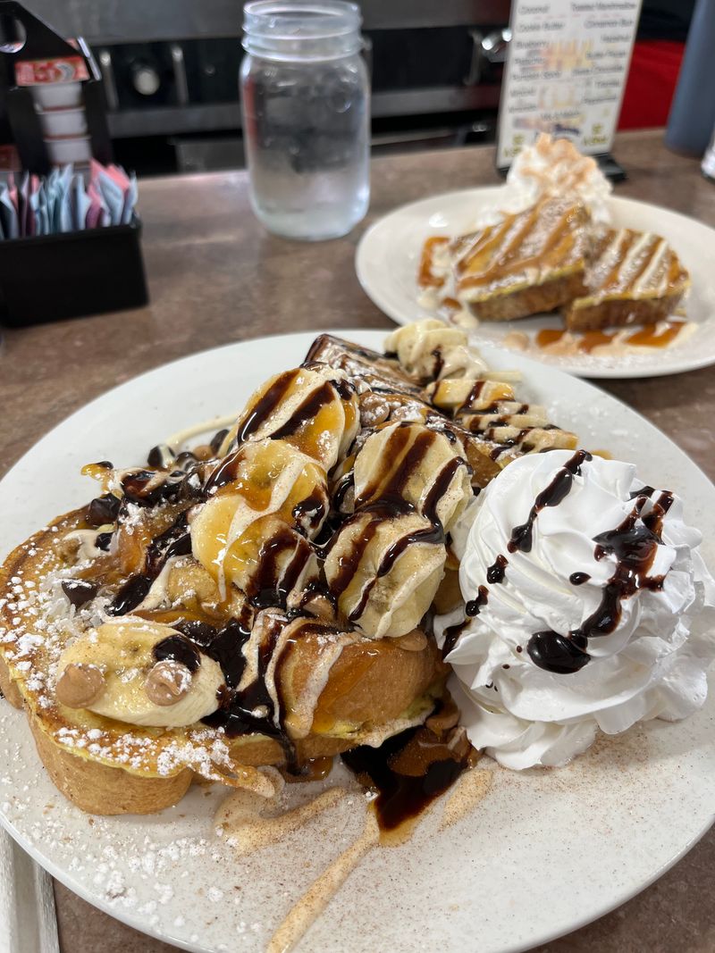 Massachusetts &mdash; Miss Worcester Diner