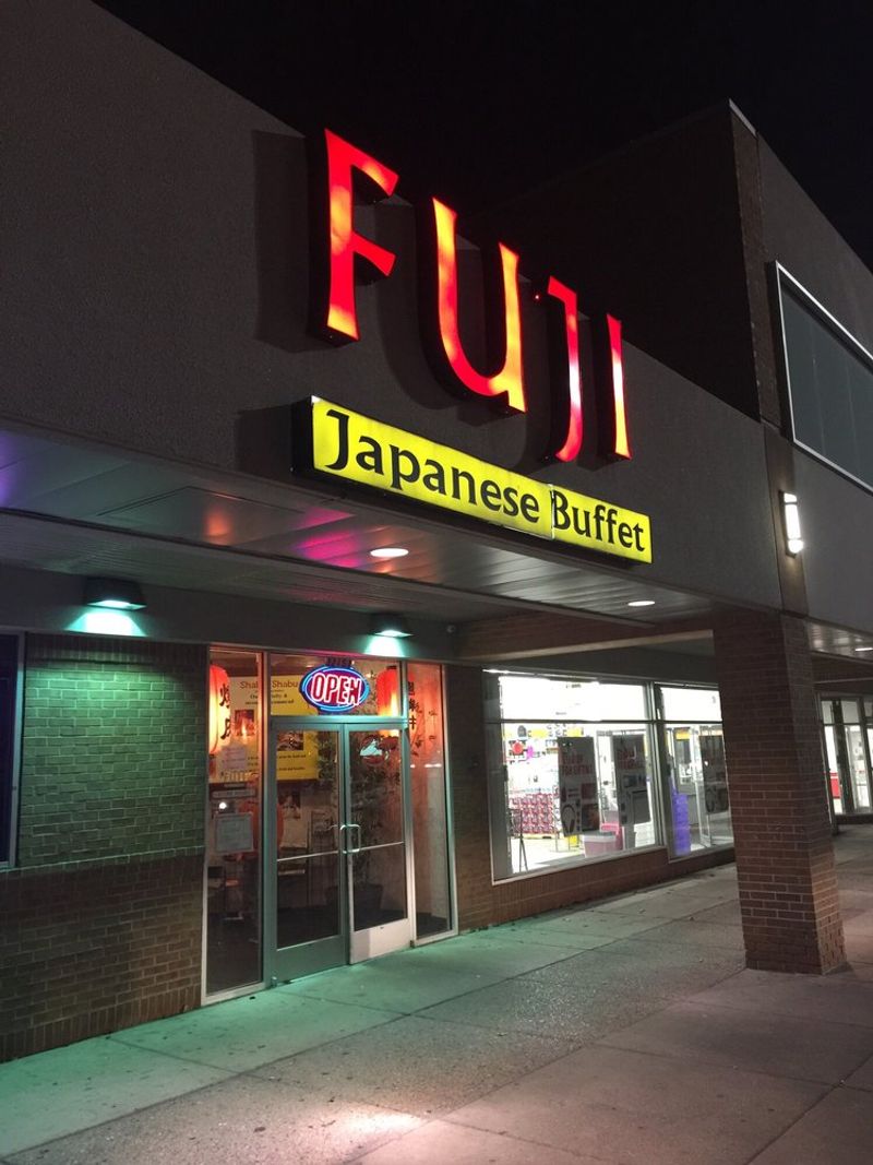 Michigan &mdash; Fuji Japanese Buffet (Madison Heights)